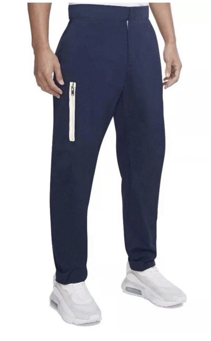 Nike Tapered Style Essentials Utility Cargo Pants DM6681-010 Mens Size 40 NEW